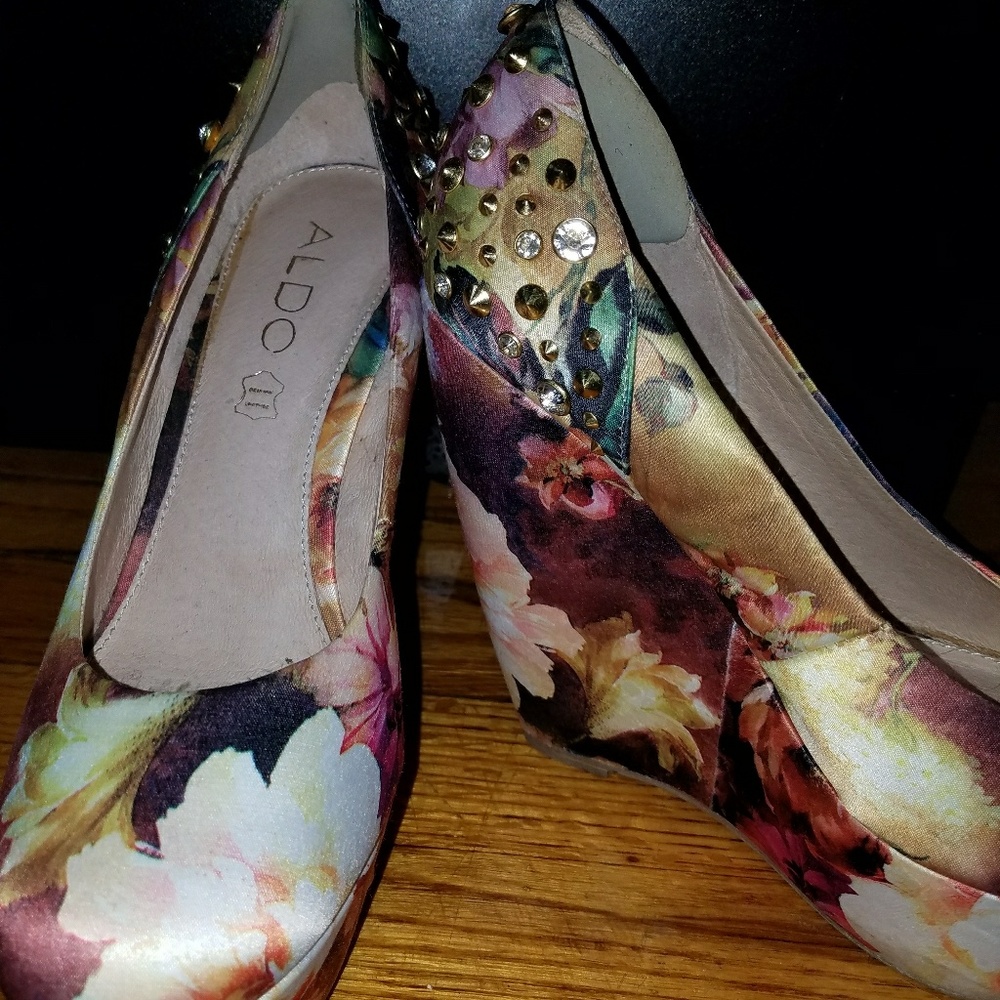 Floral Print Wedges